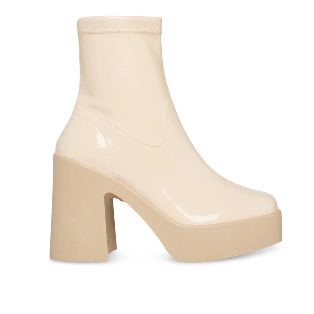 Lanna Bootie BONE PATENT Steve Madden Morocco, Size 11, NEW